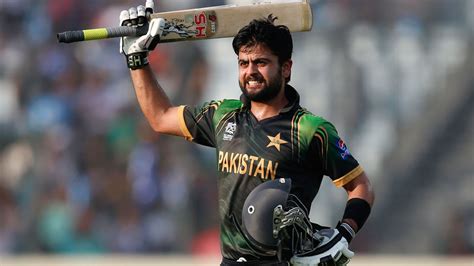 shehzad sets  easy  run win  pakistan