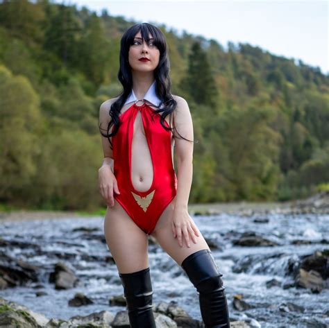 VAMPIRELLA Cosplay COSTUME. Adult Vampire Costume for Halloween or ...