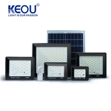 Keou Waterproof IP66 10W 30W 50W 100W 200W Solar Flood Light High Power