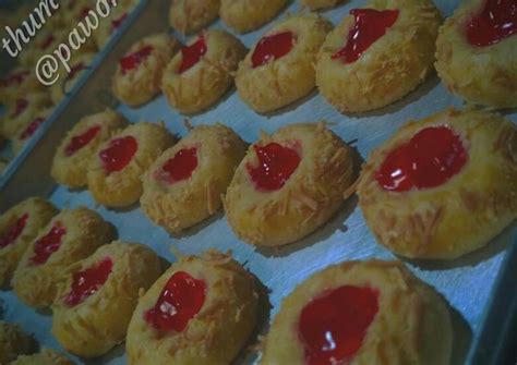 Resep Thumbprint Cookies Oleh Hasna Kamillah Cookpad