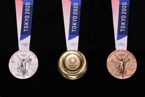 Tokyo Olympic Games: Olympic committee unveils 2020 medals made from ...