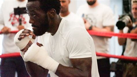 Terence Crawford training at UFC PI ahead of blockbuster fight with Errol Spence Jr. - MMAWeekly ...