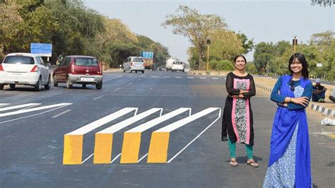 Optical Illusion Speed Bumps Slow Down Traffic in India | Digital Trends