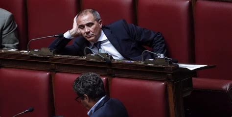 Milleproroghe Ok Al Decreto Torna Al Senato Alla Camera Seduta Fino