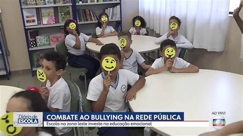 Diário de Escola Alunos de escola da Zona Sul de SP fazem teatro para