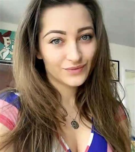 Pin On Photographiez L AHMED FADIL Dani Daniels Photoshoot Deni Denials Dani Daniel Hot