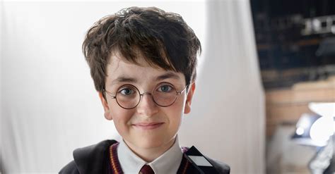 New Harry Potter Set Images Reveal ‘90s Costumes and an Iconic Location