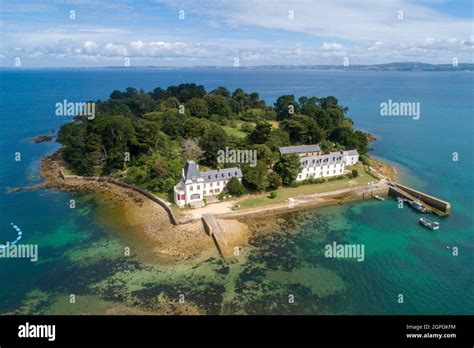 Tristan Island Hi Res Stock Photography And Images Alamy