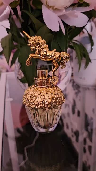 ANNA SUI Fantasia купить по цене 5822₽ в ЛЭТУАЛЬ