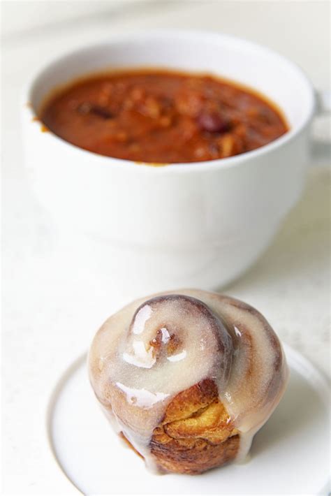 Cinnamon Rolsl and Chili - Sweet ReciPEAs