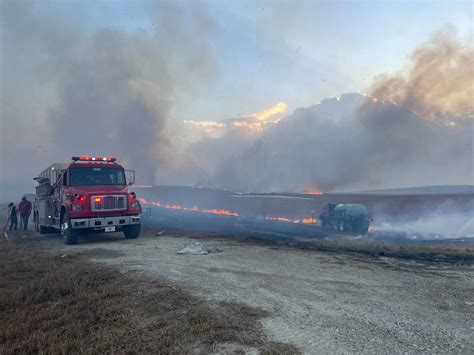 Firefighters Rain Help Douse Grass Fire Near Cedar Point Kvoe