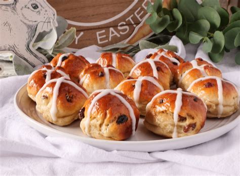 Gluten Free Hot Cross Buns Chef Alina