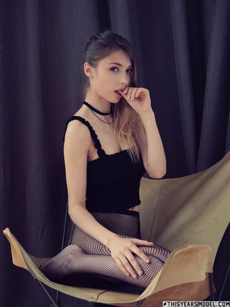 Mila Azul Broken Vows Mila Like Jam Wowgirls ThisYearsModel Milaazul Porn Pic