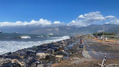 Deniz Seviyesinin Y Kseldi I Skenderun Da Bal K Bar Na Su Alt Nda