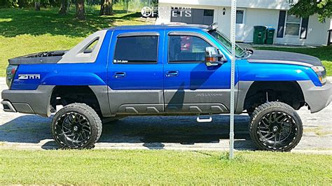 2003 Chevrolet Avalanche Tis 544bm Rough Country Custom Offsets