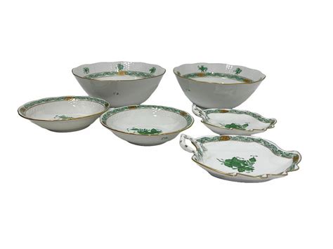 Herend Hungary Porcelain Chinese Bouquet Apponyi Green Set Bowls And