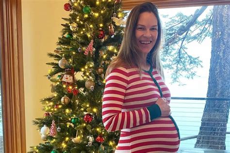 Pregnant Hilary Swank Says Twins on the Way Are 'Two Gifts of a Lifetime' in Cute Christmas Post