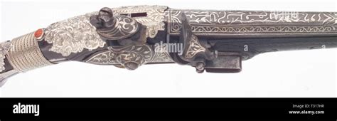 Las Armas Peque As Pistolas Flintlock Pistol Calibre Mm Albania