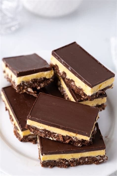 Classic Nanaimo Bars Recipe - Insanely Good