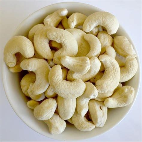 SW 320 Cashew Nut Packaging Size 1 Kg At 840 Kg In Rajahmundry ID