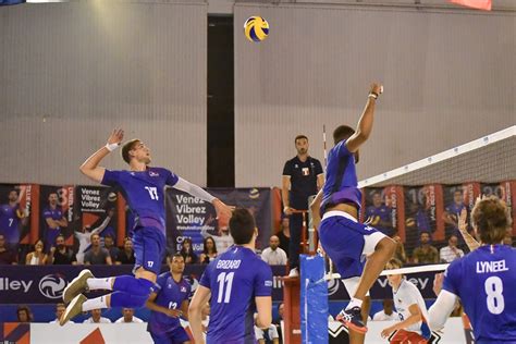 VOLLEY BALL L équipe de France en stage à Saint Nazaire Atlantique