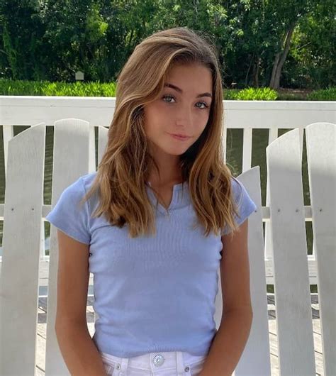 Ava Majury 【biography】age Net Worth Height Single Nationality Light Brown Hair Hazel