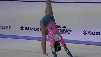 Gimnasta Bien Joven Hermosa XVIDEOS