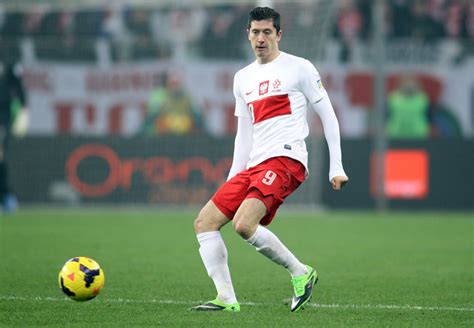 Dziś Robert Lewandowski ma szansę trafić do elitarnego grona Dziennik pl