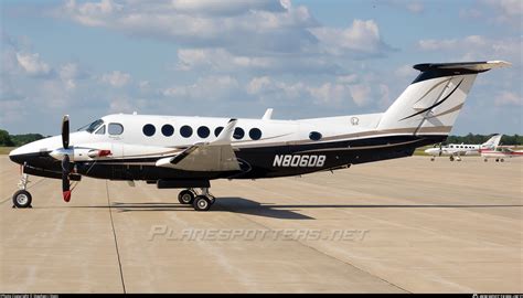 N806DB Private Beechcraft B300 King Air 350 Photo By Stephen J Stein