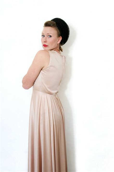 Vintage Nude Pale Pink Cocktail Dress Evening Gown Gem