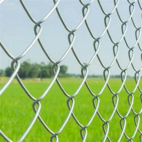 Galvanized Gi Chain Link Mesh Fence Height 1 12 Feet Mesh Size 8