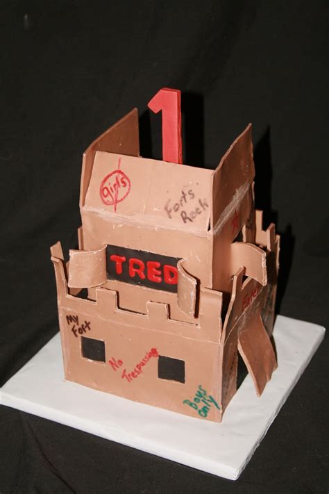 Cardboard Box Fort Cake - CakeCentral.com