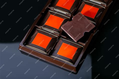 Premium Photo | Chocolate bar in container