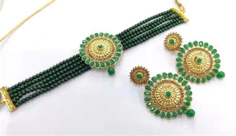 Buy Vaishnavi Imitation Gold Plated Alloy Earring Necklace Set Green