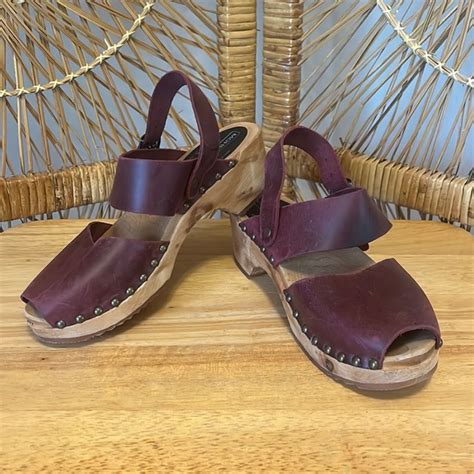 Moheda Shoes Moheda X Toast Burgandy Leather And Wood Clog Sandals