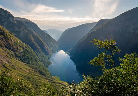 Nærøyfjord - Norway [4740 x 3318] [OC] Instagram: @matthewdm11 : r ...