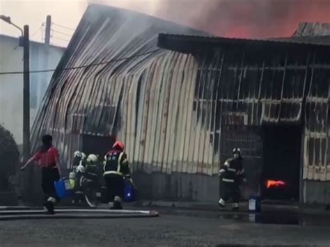 桃園又傳工廠火警 楊梅機油分裝廠凌晨大火 社會萬象 生活 Nownews今日新聞