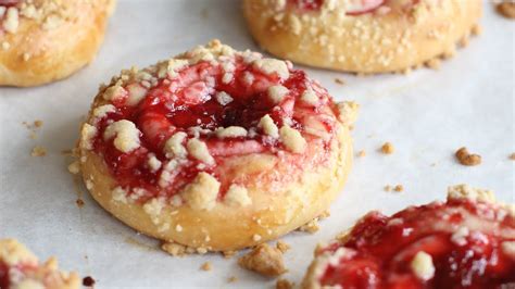 Kolaches Strawberry And Cream Cheese Asmr Baking Recipe Video Youtube