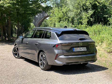 Essai Vid O Opel Astra Sports Tourer La Soeur Kadett