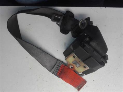 Sell 1998 BMW E39 528i FRONT LEFT Seat Belt Gray 561069501 NR35 In