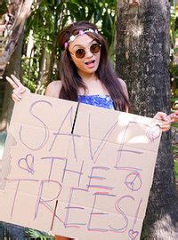 Innocent Looking Brunette Jaye Austin Gets Banged In The Woods Movie Bruno Dickemz MILF Fox