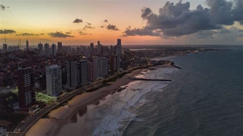 Praia de Areia Preta em Natal Vale a Pena Prós e Contras em 2025