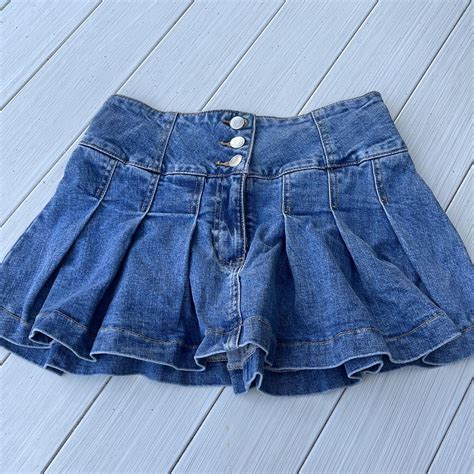 Glassons Pleated Denim Mini Skirt Size Worn Once Depop