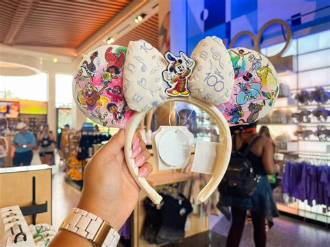 New Uv Reactive Disney Ear Headband Debuts At Walt Disney World