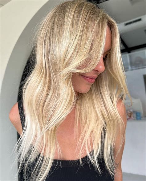 Beach Blonde Hair Ideas For A Stunning Summer Look In Divagaze