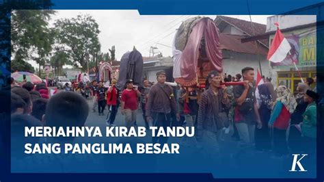 Orang Gelar Kirab Tandu Jenderal Soedirman Di Purbalingga Youtube