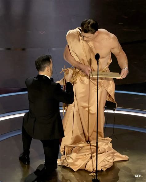 Oscar Award Did John Cena Come To The Stage Almost Naked Here Is What Happened