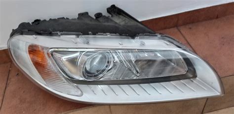 VOLVO V70 S80 XC70 LAMPA PRAWA RH XENON LIFT LED 31420014 VOLVO V70 S80