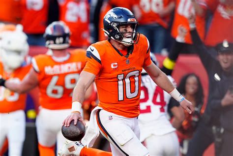 Updated fantasy football trade value chart: Week 8 (2025)