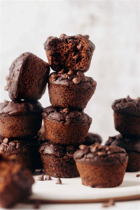 Healthy Chocolate Mini Muffins (with fruit and veggies!) | Feasting on Fruit